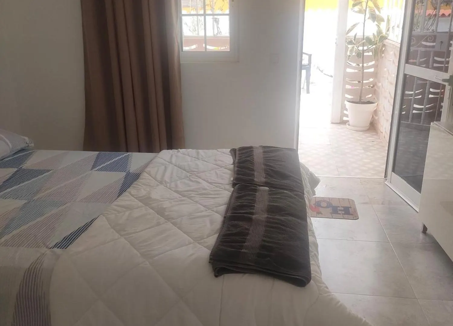 Alba 2 Apartamento Y Alba 3 Habitacion Con Bano Puerto del Rosario  0*, Puerto del Rosario (Fuerteventura)